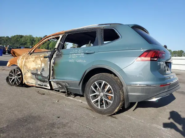3VV3B7AXXMM018988 2021 VOLKSWAGEN TIGUAN - Image 2