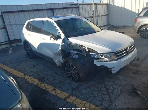 3VV3B7AXXMM046628 2021 VOLKSWAGEN TIGUAN - Image 1