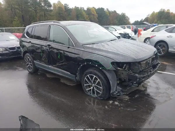 3VV3B7AXXMM077720 2021 VOLKSWAGEN TIGUAN - Image 1