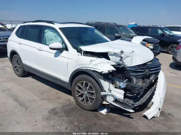 3VV3B7AXXMM089009 2021 VOLKSWAGEN TIGUAN - Image 1