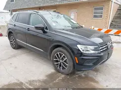 3VV3B7AXXMM101773 2021 VOLKSWAGEN TIGUAN
