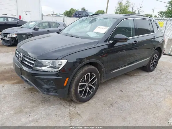 3VV3B7AXXMM101773 2021 VOLKSWAGEN TIGUAN - Image 2