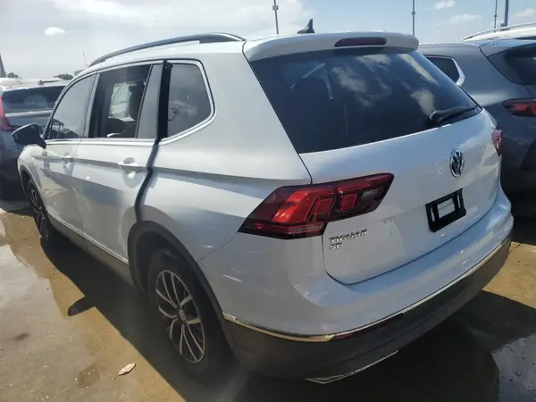 3VV3B7AXXMM111588 2021 VOLKSWAGEN TIGUAN - Image 2