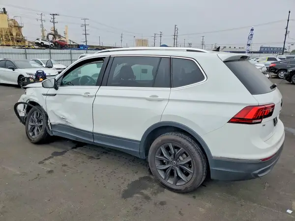 3VV3B7AXXNM078450 2022 VOLKSWAGEN TIGUAN - Image 2