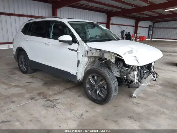 3VV3B7AXXNM162090 2022 VOLKSWAGEN TIGUAN - Image 1