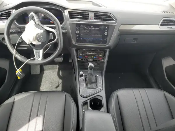 3VV3B7AXXPM107898 2023 VOLKSWAGEN TIGUAN - Image 8