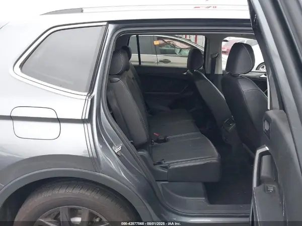 3VV3B7AXXPM110669 2023 VOLKSWAGEN TIGUAN - Image 8