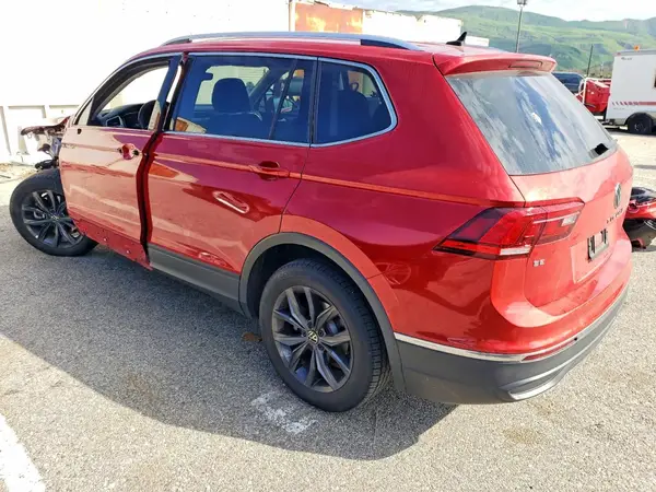 3VV3B7AXXPM135300 2023 VOLKSWAGEN TIGUAN - Image 2