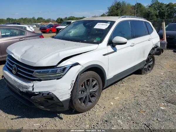 3VV3B7AXXPM139105 2023 VOLKSWAGEN TIGUAN - Image 2