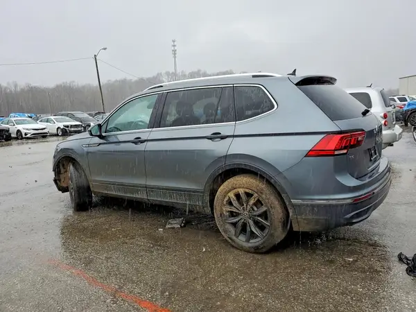 3VV3B7AXXRM058883 2024 VOLKSWAGEN TIGUAN - Image 2