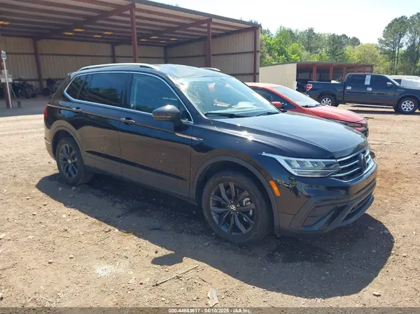 3VV3B7AXXRM130570 2024 VOLKSWAGEN TIGUAN - Image 1