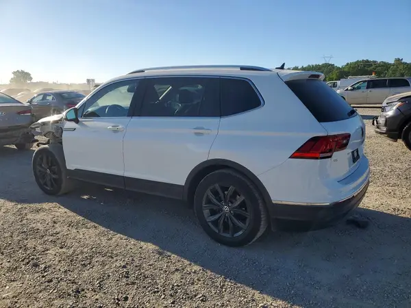 3VV3B7AXXRM137633 2024 VOLKSWAGEN TIGUAN - Image 2