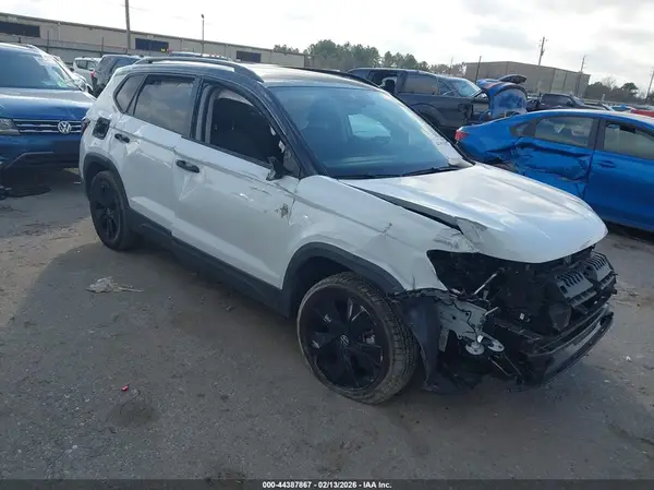 3VV3C7B23SM009885 2025 VOLKSWAGEN TAOS - Image 1