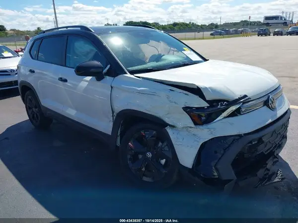 3VV3C7B29SM088818 2025 VOLKSWAGEN TAOS - Image 1