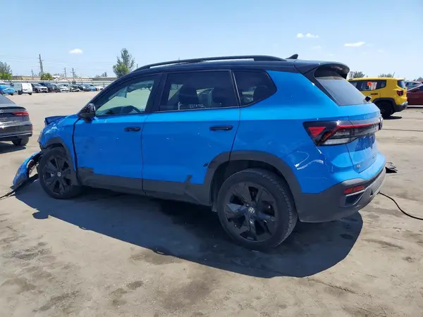 3VV3C7B2XSM007812 2025 VOLKSWAGEN TAOS - Image 2