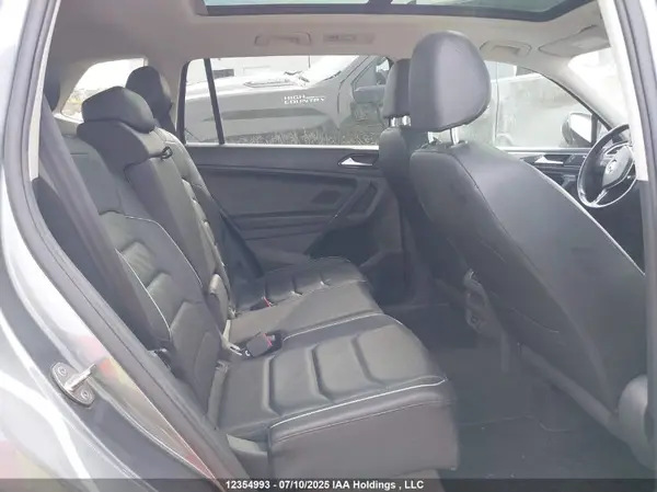 3VV4B7AX0JM113611 2018 VOLKSWAGEN TIGUAN - Image 8