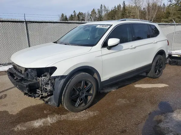 3VV4B7AX0JM174408 2018 VOLKSWAGEN TIGUAN - Image 1