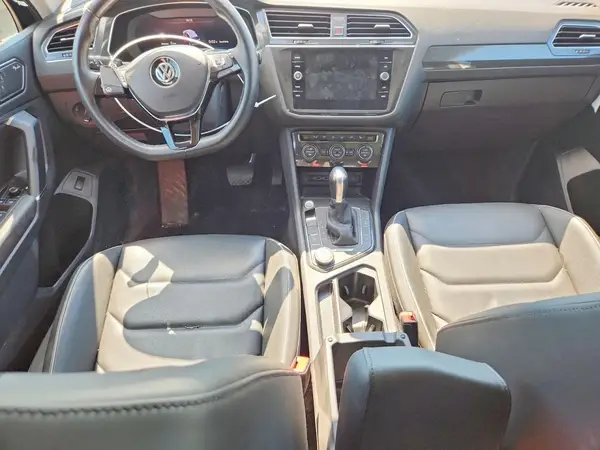 3VV4B7AX0JM185604 2018 VOLKSWAGEN TIGUAN - Image 8