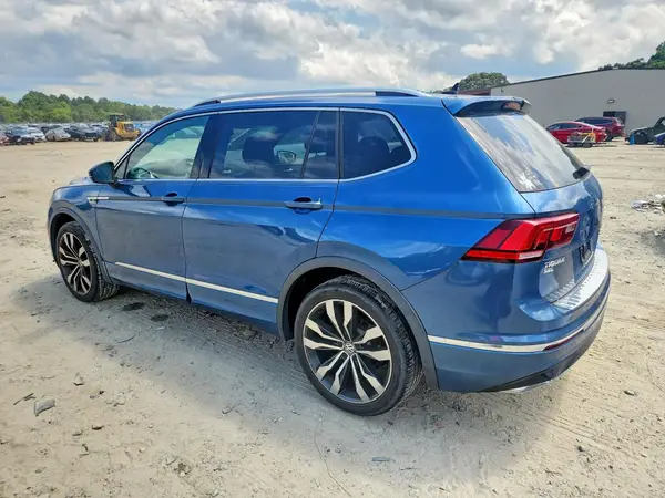3VV4B7AX0KM023957 2019 VOLKSWAGEN TIGUAN - Image 2