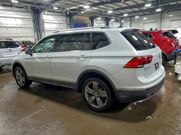 3VV4B7AX0KM053881 2019 VOLKSWAGEN TIGUAN - Image 2