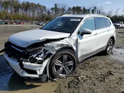 3VV4B7AX0KM109799 2019 VOLKSWAGEN TIGUAN