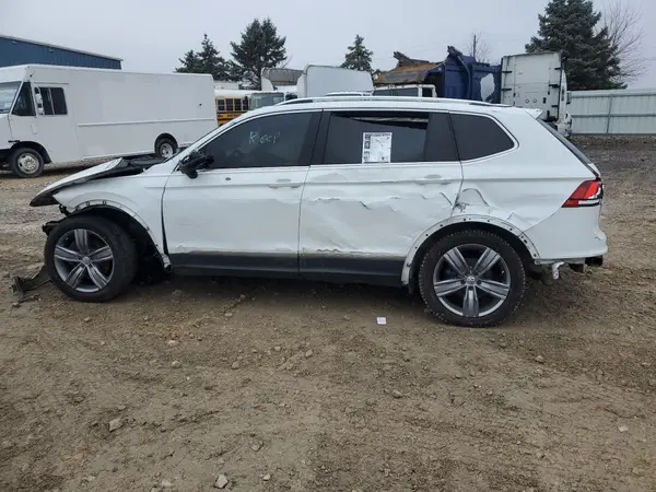 3VV4B7AX0KM110502 2019 VOLKSWAGEN TIGUAN - Image 2