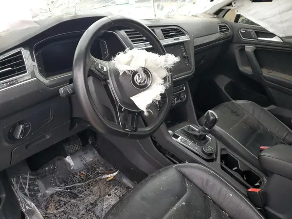 3VV4B7AX0KM110502 2019 VOLKSWAGEN TIGUAN - Image 8