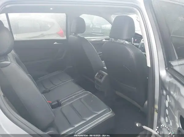 3VV4B7AX0KM143872 2019 VOLKSWAGEN TIGUAN - Image 8