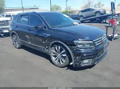 3VV4B7AX0KM187998 2019 VOLKSWAGEN TIGUAN