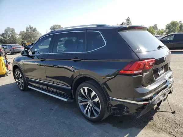 3VV4B7AX0KM195485 2019 VOLKSWAGEN TIGUAN - Image 2
