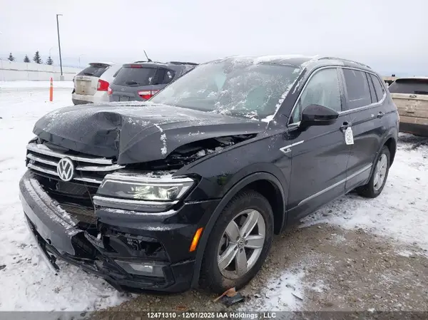 3VV4B7AX0MM125746 2021 VOLKSWAGEN TIGUAN - Image 2