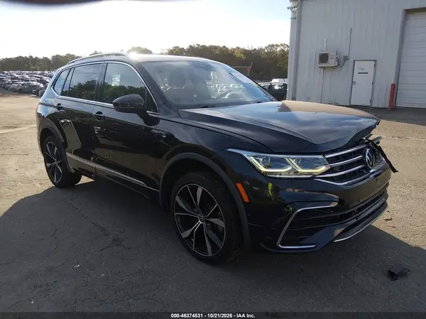 3VV4B7AX0NM103991 2022 VOLKSWAGEN TIGUAN - Image 1