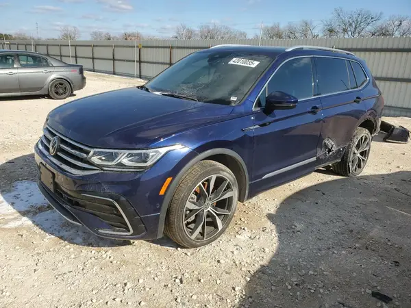 3VV4B7AX0NM106860 2022 VOLKSWAGEN TIGUAN - Image 1