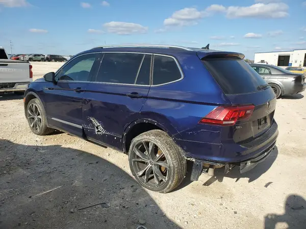 3VV4B7AX0NM106860 2022 VOLKSWAGEN TIGUAN - Image 2