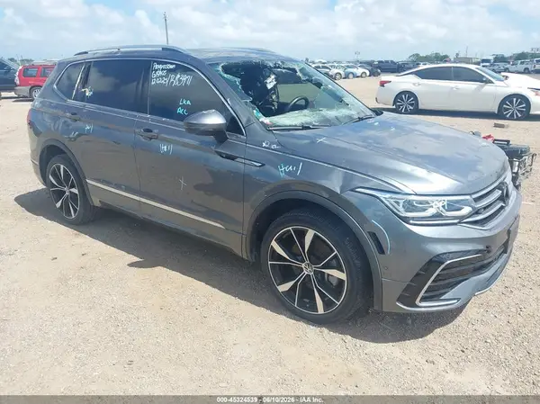 3VV4B7AX0RM056225 2024 VOLKSWAGEN TIGUAN - Image 1