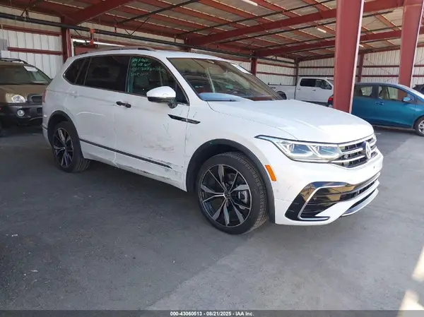 3VV4B7AX0RM090505 2024 VOLKSWAGEN TIGUAN - Image 1
