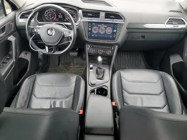 3VV4B7AX1JM130434 2018 VOLKSWAGEN TIGUAN - Image 8