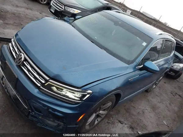 3VV4B7AX1KM048527 2019 VOLKSWAGEN TIGUAN - Image 2