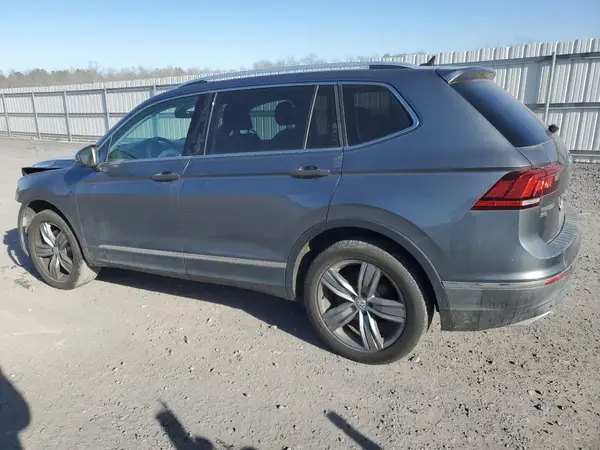 3VV4B7AX1KM066686 2019 VOLKSWAGEN TIGUAN - Image 2