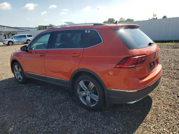 3VV4B7AX1KM145596 2019 VOLKSWAGEN TIGUAN - Image 2