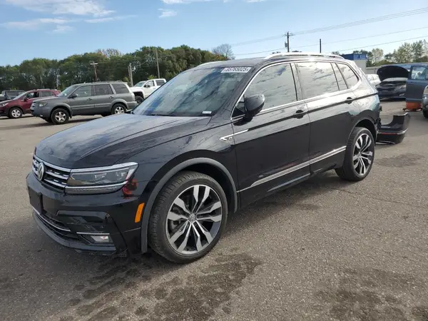 3VV4B7AX1KM155500 2019 VOLKSWAGEN TIGUAN - Image 1