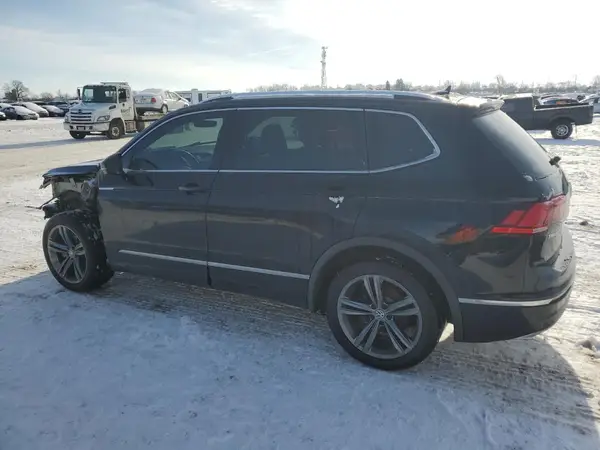 3VV4B7AX1MM159114 2021 VOLKSWAGEN TIGUAN - Image 2