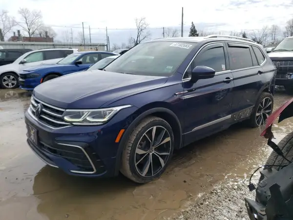 3VV4B7AX1NM068989 2022 VOLKSWAGEN TIGUAN - Image 1