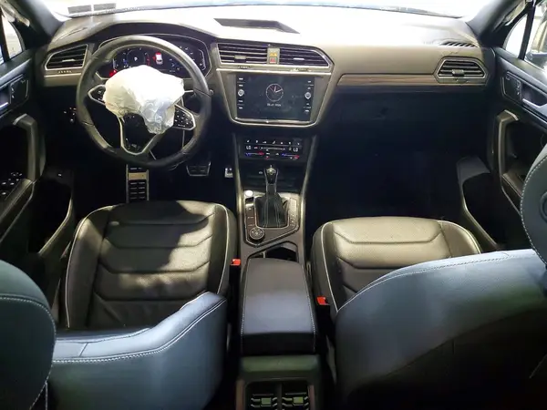 3VV4B7AX1PM127655 2023 VOLKSWAGEN TIGUAN - Image 8