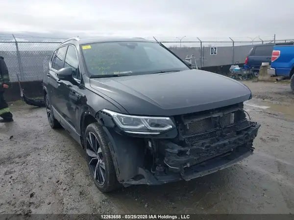 3VV4B7AX1RM032662 2024 VOLKSWAGEN TIGUAN - Image 1