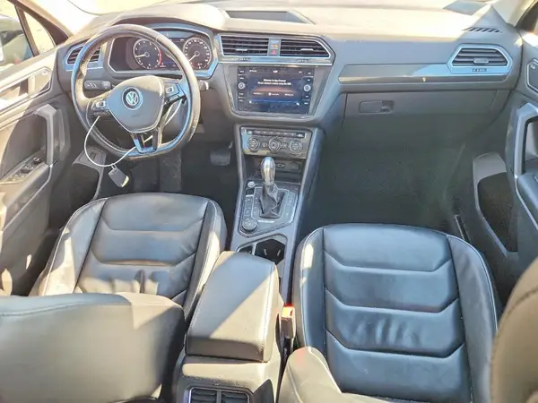 3VV4B7AX2JM003823 2018 VOLKSWAGEN TIGUAN - Image 8