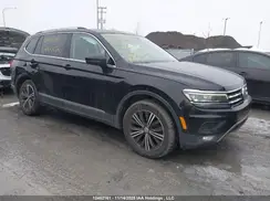 3VV4B7AX2JM008438 2018 VOLKSWAGEN TIGUAN