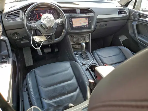 3VV4B7AX2JM088307 2018 VOLKSWAGEN TIGUAN - Image 8