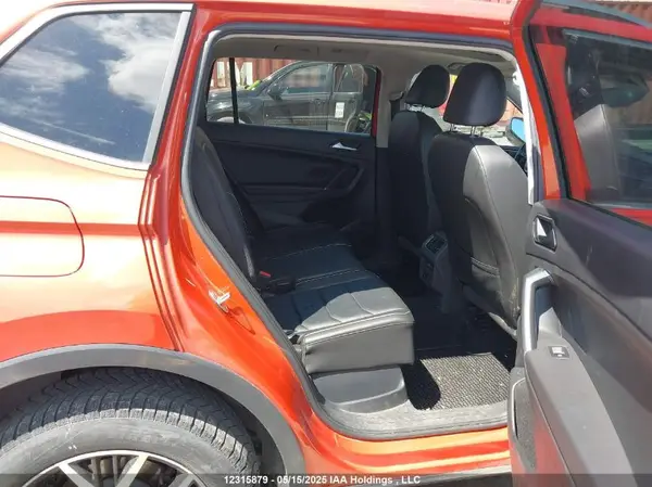3VV4B7AX2JM167394 2018 VOLKSWAGEN TIGUAN - Image 8