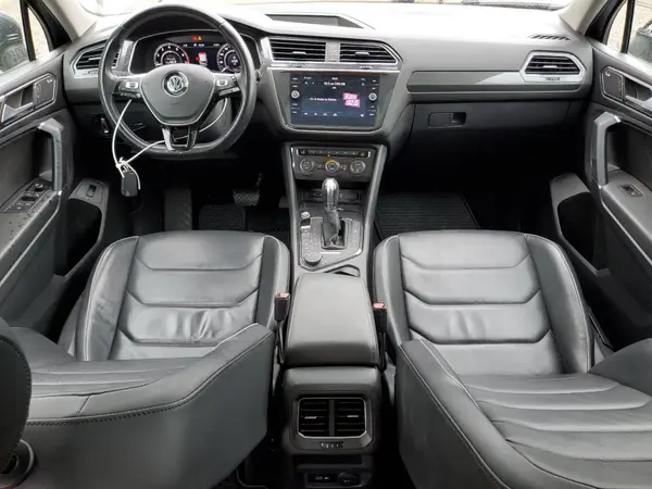 3VV4B7AX2JM183613 2018 VOLKSWAGEN TIGUAN - Image 8